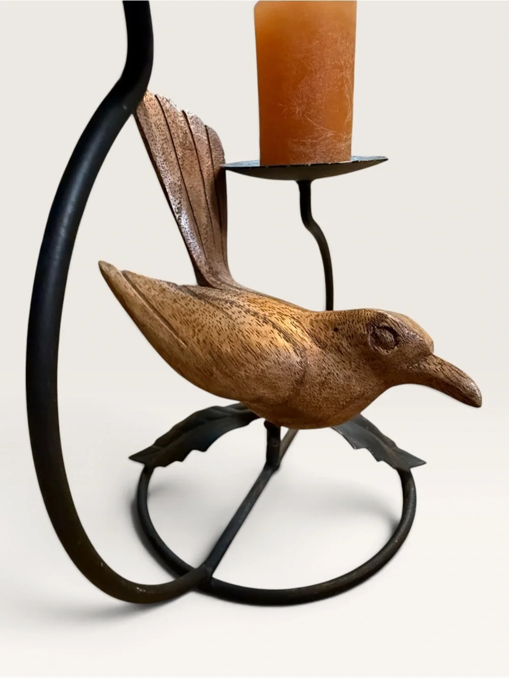 N/A features curved